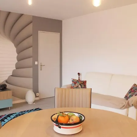 51m With Balcony Near The Jardin Des Plantes *